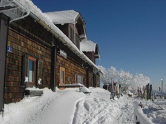 Traisner Hütte Ansicht Winter