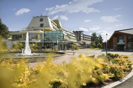 Außenansicht Hotel Vier Jahreszeiten Loipersdorf