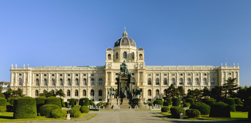 Außenfassade NHM (Gesamtansicht)