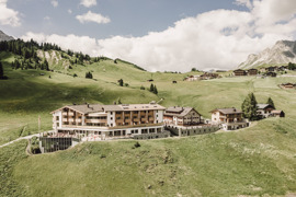 Außenansicht Goldener Berg-Sommer