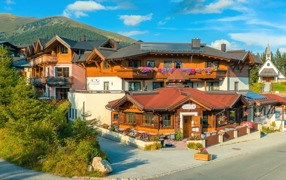 Biohotel Castello Königsleiten im Sommer