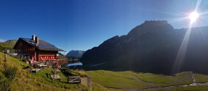 Aussicht von der Hütte auf den See