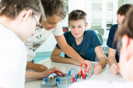 &copy; Matthias Streibel