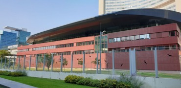 M Building Au&szlig;enansicht