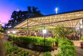 Luftburg bei Nacht Luftburg bei Nacht