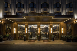 Außenansicht bei Nacht Außenansicht bei Nacht