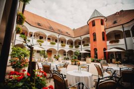 Innenhof Weinschloss Koarl Thaller