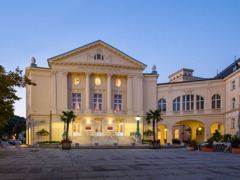 Abendansicht Stadttheater