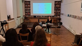 Referentin der Vortragsreihe