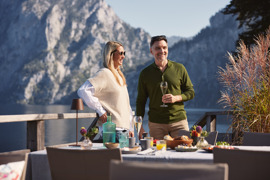 Paar beim Fruehstueck