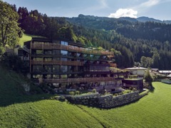 coolnest Au&szlig;enasicht Sommer