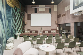 Nest Hall - Kino set up