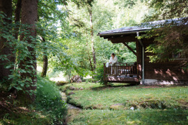 Waldsauna mit Freiluftterrasse Waldsauna mit Freiluftterrasse