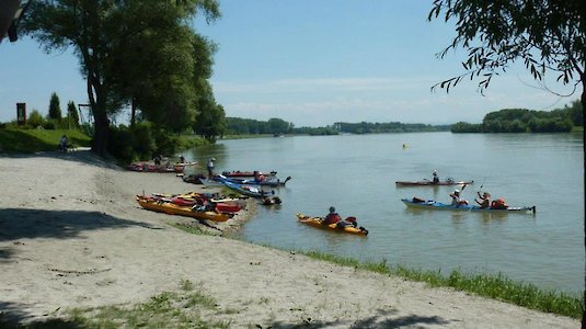 Badestrand in der Donauau