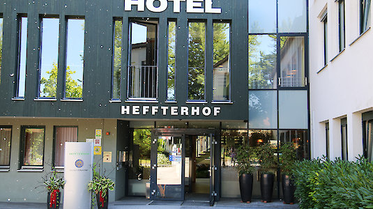 Der Eingang zum Hotel Heffterhof