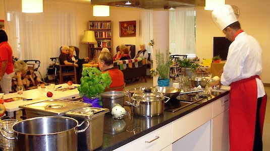 Im Haus Liebhartstal ist Kochen ein soziales Miteinander