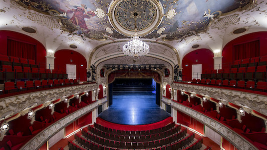 Salzburg Landestheater View to the stage. Copyright by Neumayr_Leopold.