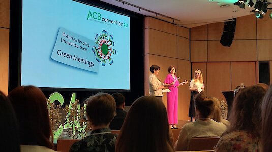 Convention 4 U Green Meeting