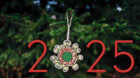 Weihnachtsbaum mit Umweltzeichen